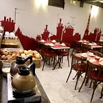 Hotel Paris Villette Hotell
