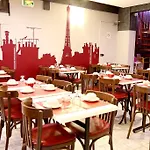Hotell Hotel Paris Villette