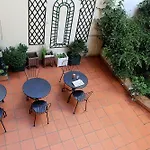 Hotel Paris Villette Hotell