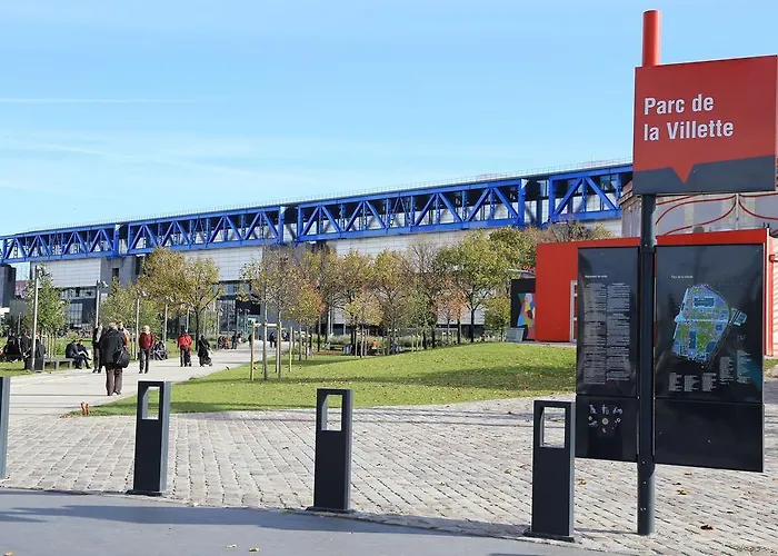 Hotel Paris Villette