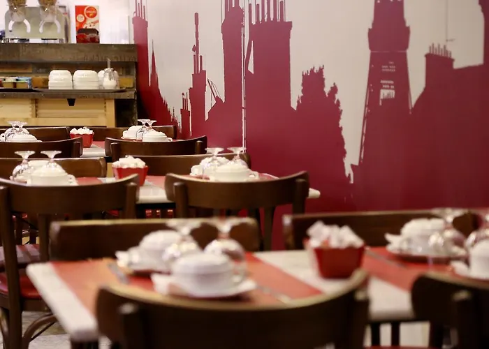 Otel Hotel Paris Villette 3*