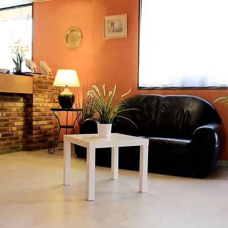 מלון Hotel Paris Villette 3*