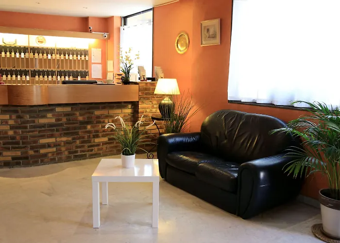 Hotel Paris Villette מלון
