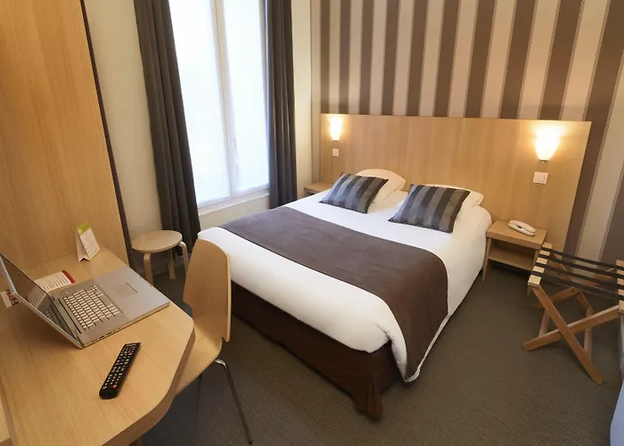 מלון Hotel Paris Villette 3*