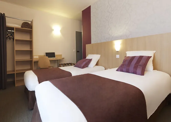 Hotel Paris Villette 3* פריז