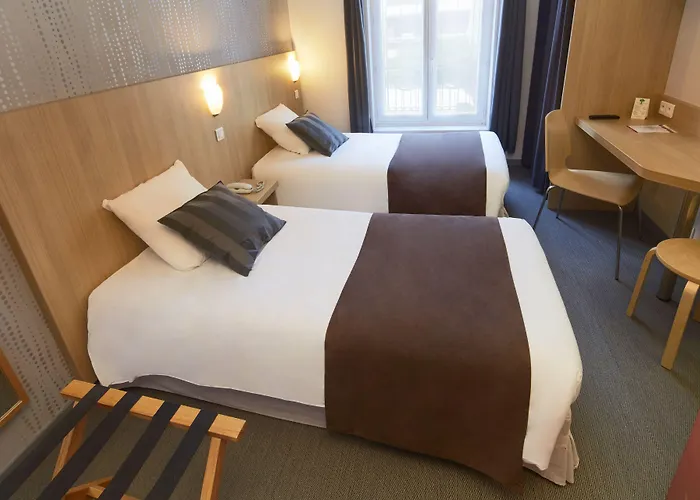 מלון Hotel Paris Villette 3*