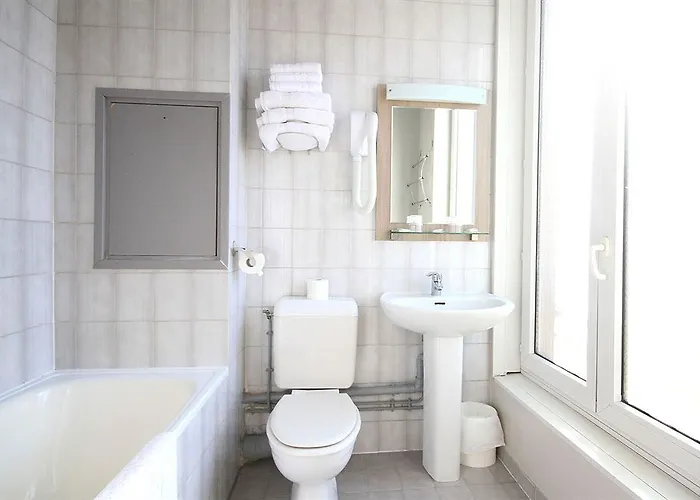 Hotel Paris Villette מלון 3*