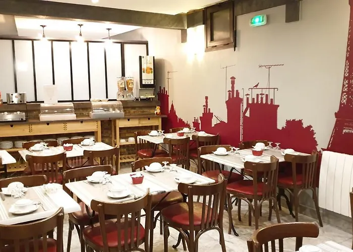 Hotel Paris Villette מלון 3*